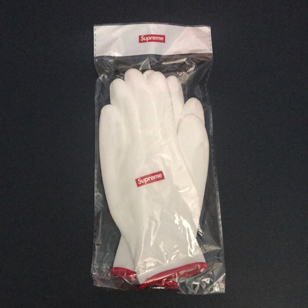Supreme Gloves